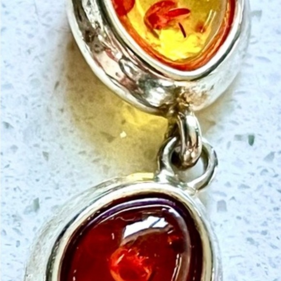 Gorgeous Amber & Silver handmade necklace. 15”, 3” extender. Matching earrings - Picture 2 of 8